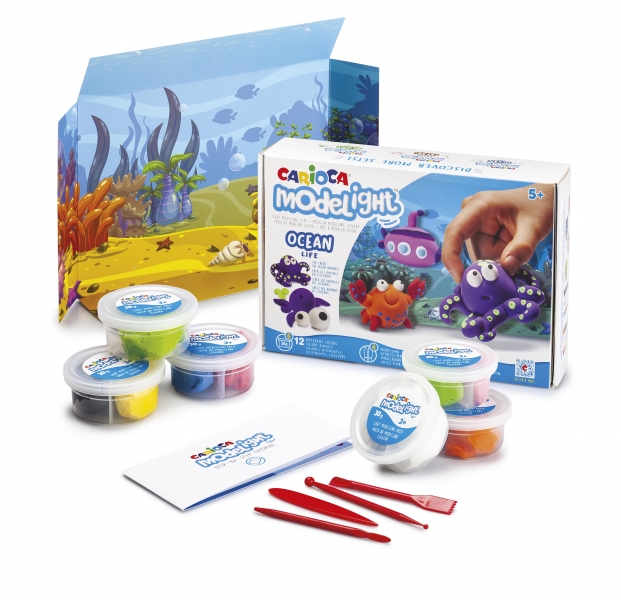 Carioca Modelight Maxiplaybox Ocean Pack de pâte à modeler - Super légère - Élastique - Malléable - Sans gluten - Sèche à l'air - Comprend des outils et une scène - Différentes couleurs