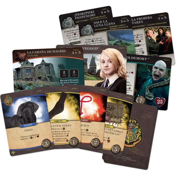 Harry Potter Poudlard Battle : Jeu de cartes La Boîte Monstrueuse de Monstres - Thème Fantasy - 2 à 4 joueurs - 11 ans et plus - Durée 30-60min. environ.