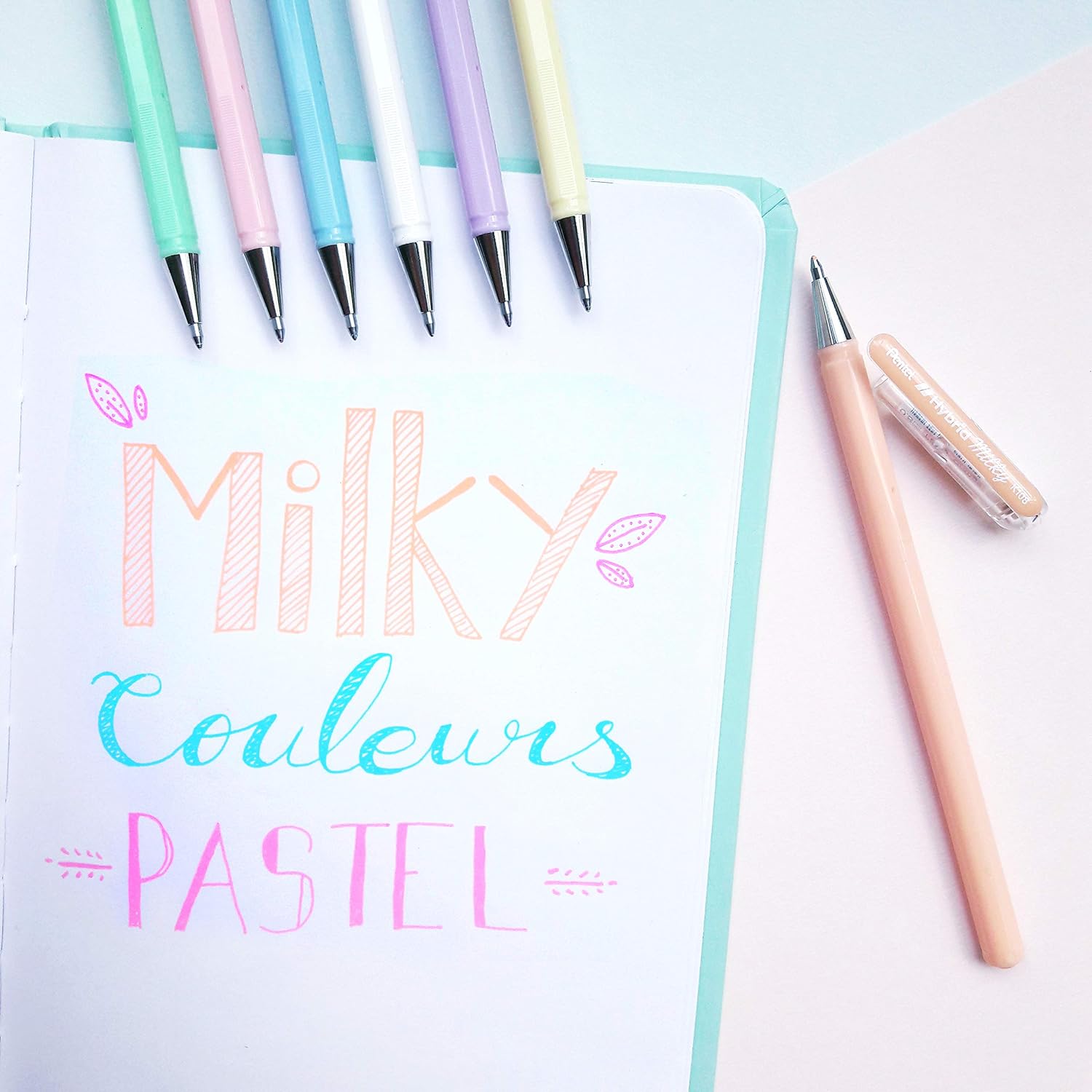 LOT de 12 Stylo à bille Pentel Hybrid Milky - Pointe fine 0,8 mm - Course 0,4 mm - Encre gel opaque - Couleur rose pastel